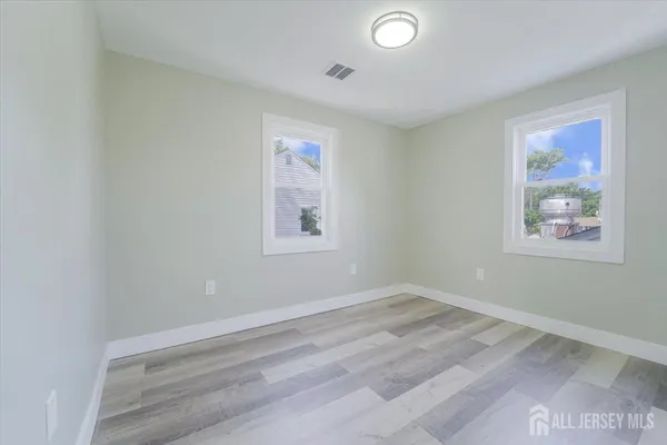 $682,000 | 951-953 Amboy Avenue, Edison, NJ 08837