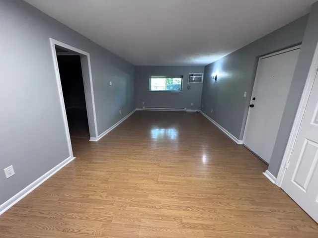 a view of empty room with window