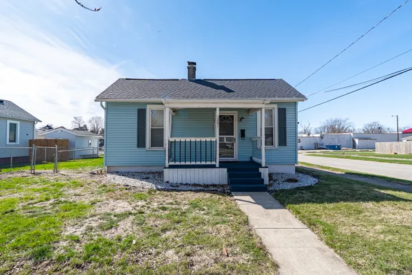 $115,000 | 1201 South East Street, Bloomington, IL 61701
