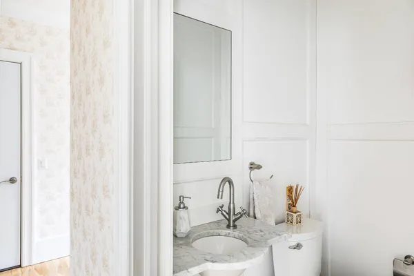 $35,000 | 16 Manor Lane, East Hampton, NY 11937