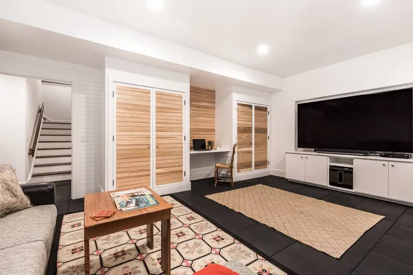 $35,000 | 16 Manor Lane, East Hampton, NY 11937