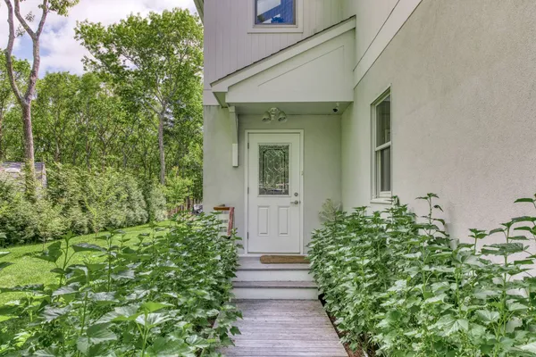 $35,000 | 16 Manor Lane, East Hampton, NY 11937