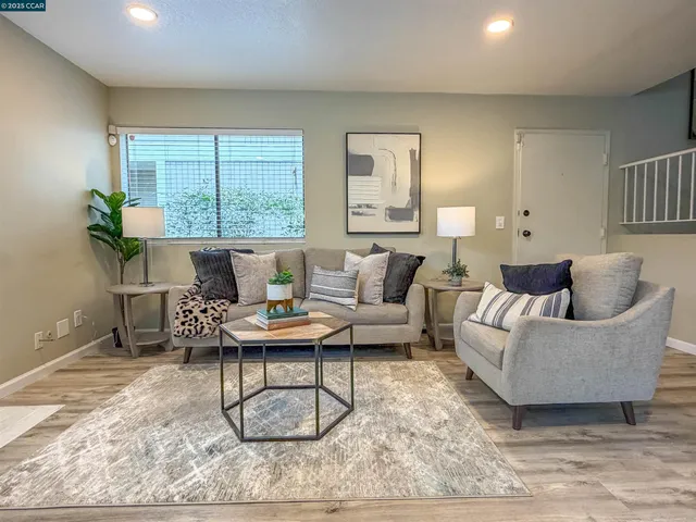 $489,999 | 303 Atlas Drive, Unit 7, Hercules, CA 94547