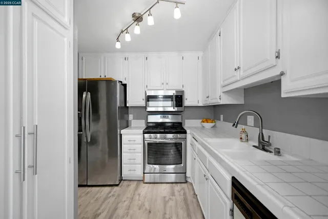 $489,999 | 303 Atlas Drive, Unit 7, Hercules, CA 94547