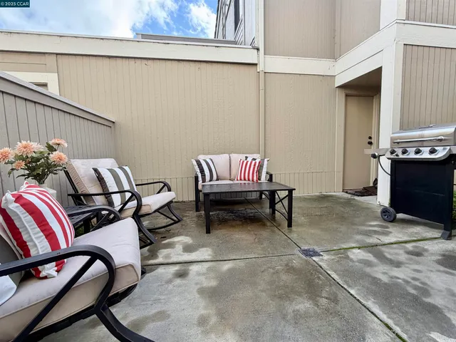$489,999 | 303 Atlas Drive, Unit 7, Hercules, CA 94547