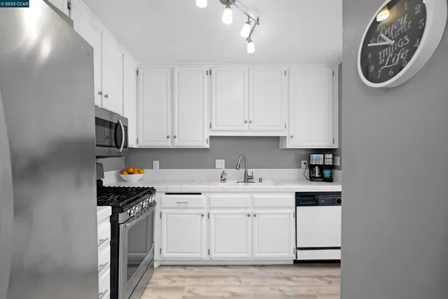 $489,999 | 303 Atlas Drive, Unit 7, Hercules, CA 94547