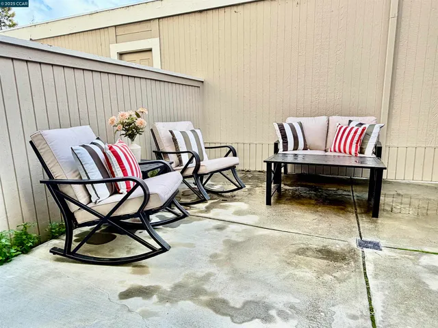 $489,999 | 303 Atlas Drive, Unit 7, Hercules, CA 94547