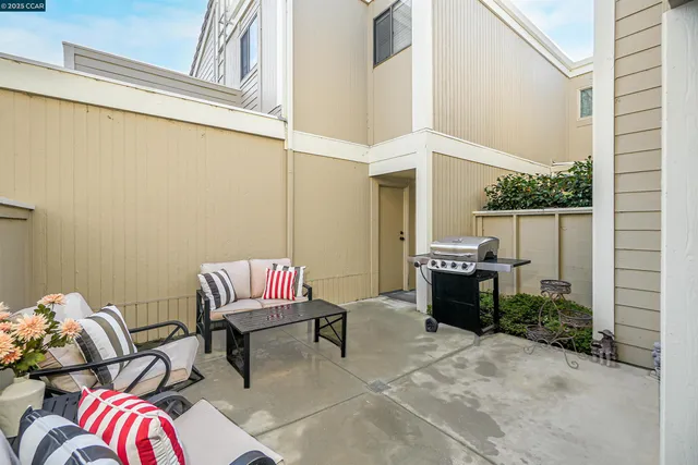 $489,999 | 303 Atlas Drive, Unit 7, Hercules, CA 94547