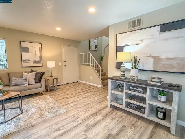 $489,999 | 303 Atlas Drive, Unit 7, Hercules, CA 94547