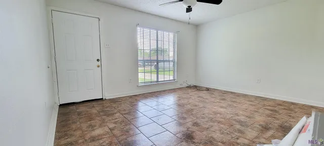 $1,350 | 5740 D'Juanna Drive, Baton Rouge, LA 70811