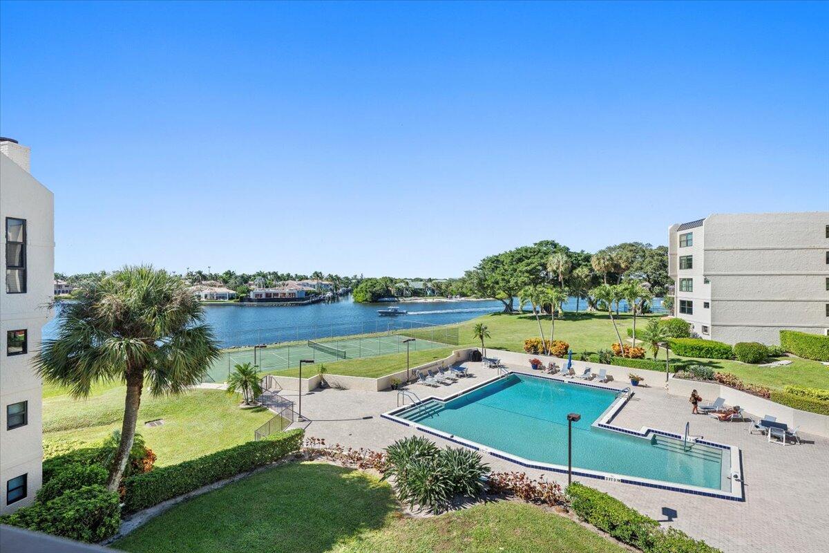 364 Golfview Road, Unit 405 North Palm Beach, FL 33408 - Photo 22 of 33