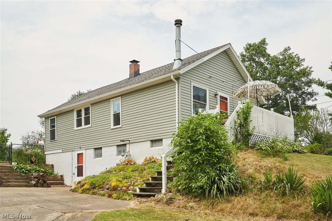698 Gougler Road Akron, OH 44319 - Photo 4 of 20