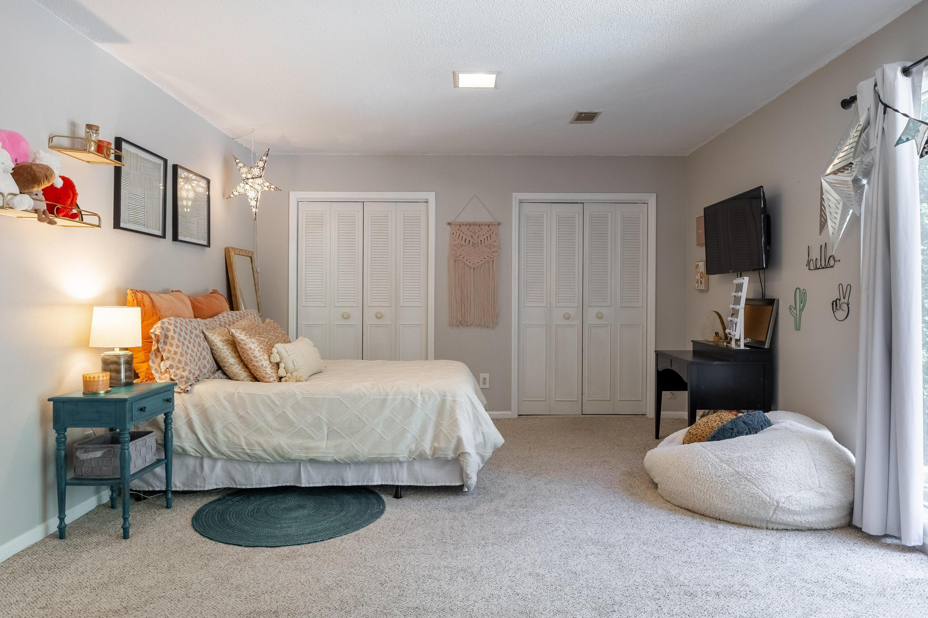 5311 Fairview Road Hixson, TN 37343 - Photo 33 of 40 Bedroom Downstairs