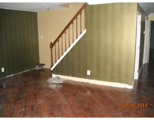 41 New Clark Road Cumberland, RI 02864 - Photo 3 of 8 Living Room.