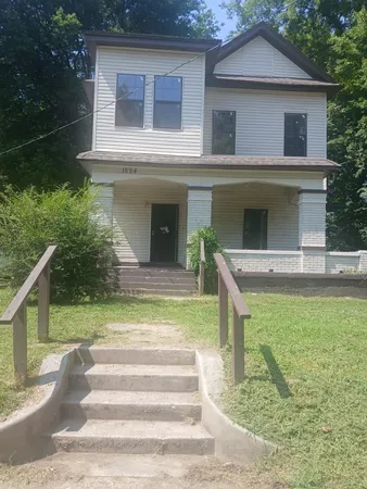 $129,900 | 1694 Walker Avenue, Memphis, TN 38114