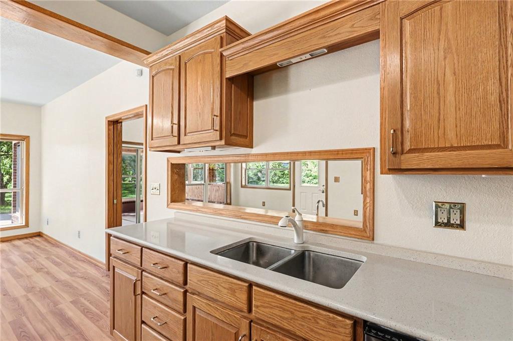 58 West Lake Road Farlington, KS 66734 - Photo 11 of 39
