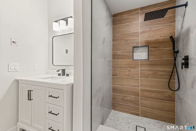 $675,000 | 507 Little Meadow Road, Guilford, CT 06437