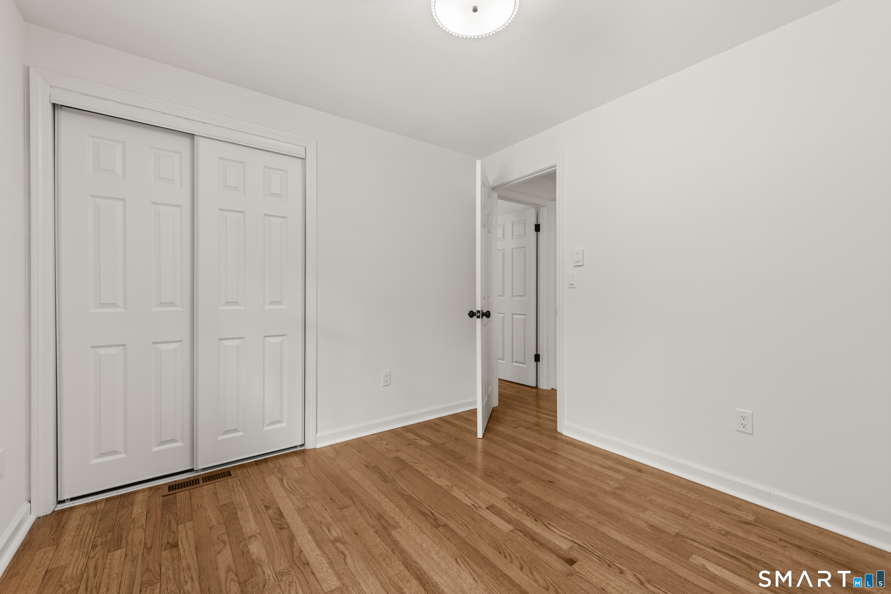 507 Little Meadow Road Guilford, CT 06437 - Photo 19 of 38