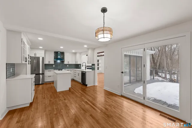 $675,000 | 507 Little Meadow Road, Guilford, CT 06437