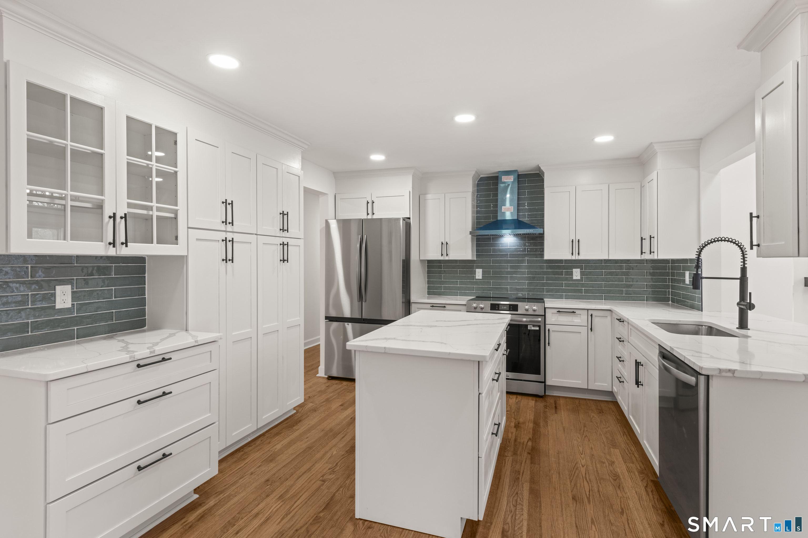 507 Little Meadow Road Guilford, CT 06437 - Photo 9 of 38