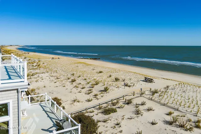 $3,995,000 | 5303 Long Beach Boulevard, Beach Haven, NJ 08008