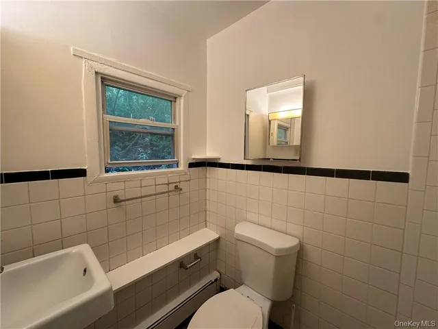 $1,295 | 2 School Street, Unit 1D, Poughkeepsie, NY 12601