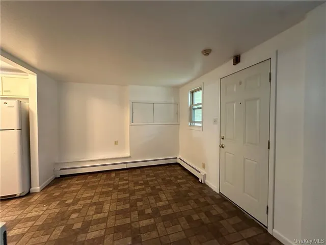 $1,295 | 2 School Street, Unit 1D, Poughkeepsie, NY 12601
