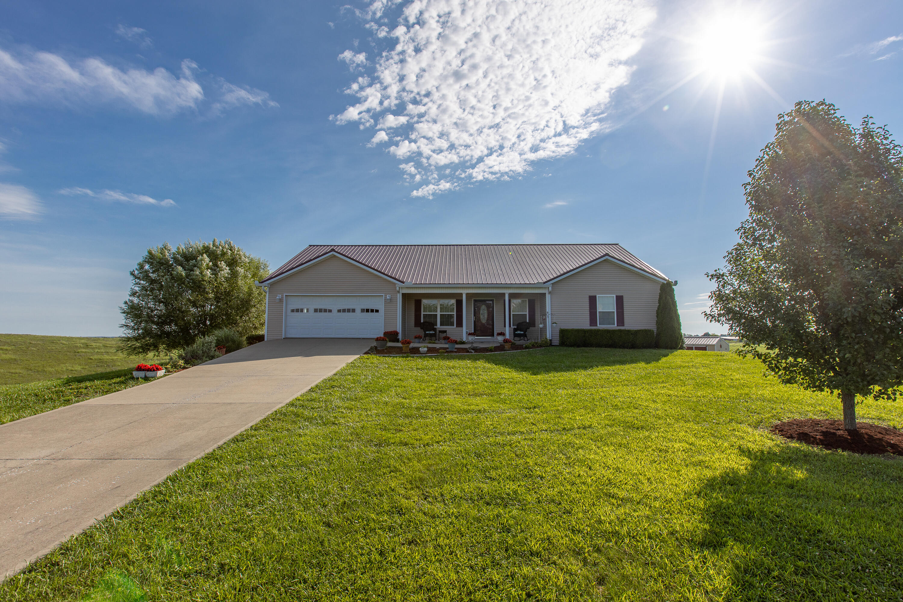 900 Perry Rogers Road Lancaster, KY 40444 - Photo 1 of 63 1-2