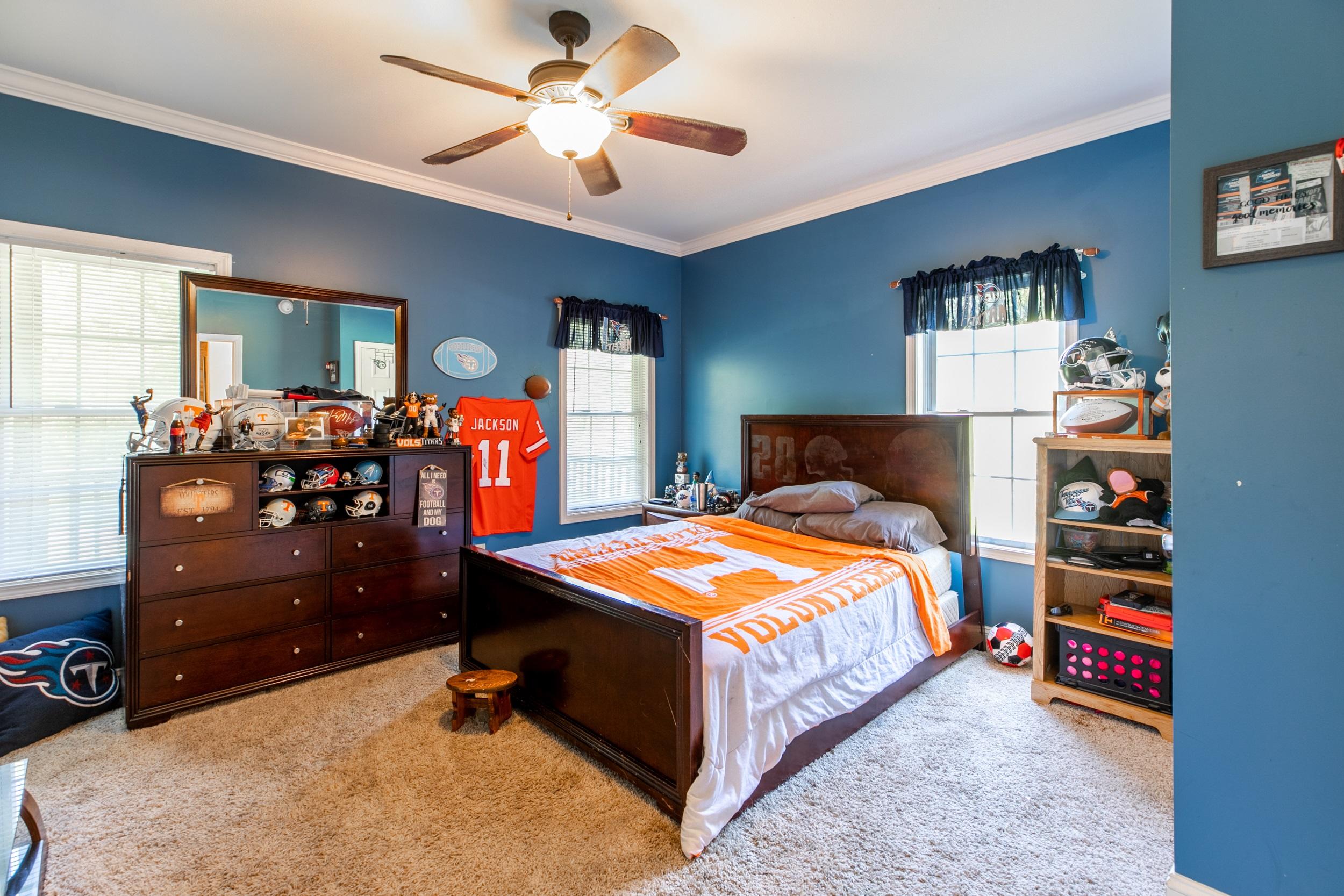 266 Young Road La Follette, TN 37766 - Photo 19 of 38 Bedroom