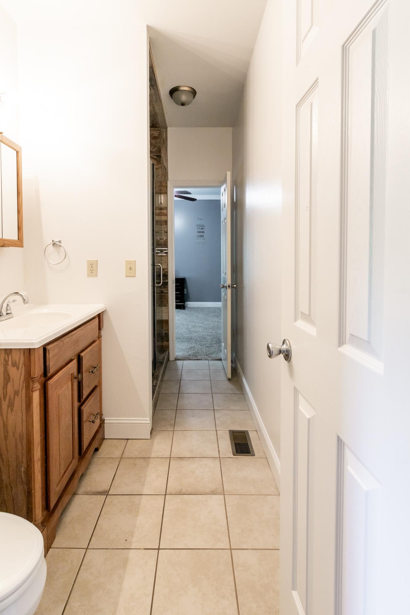 266 Young Road La Follette, TN 37766 - Photo 28 of 38 Guest bath