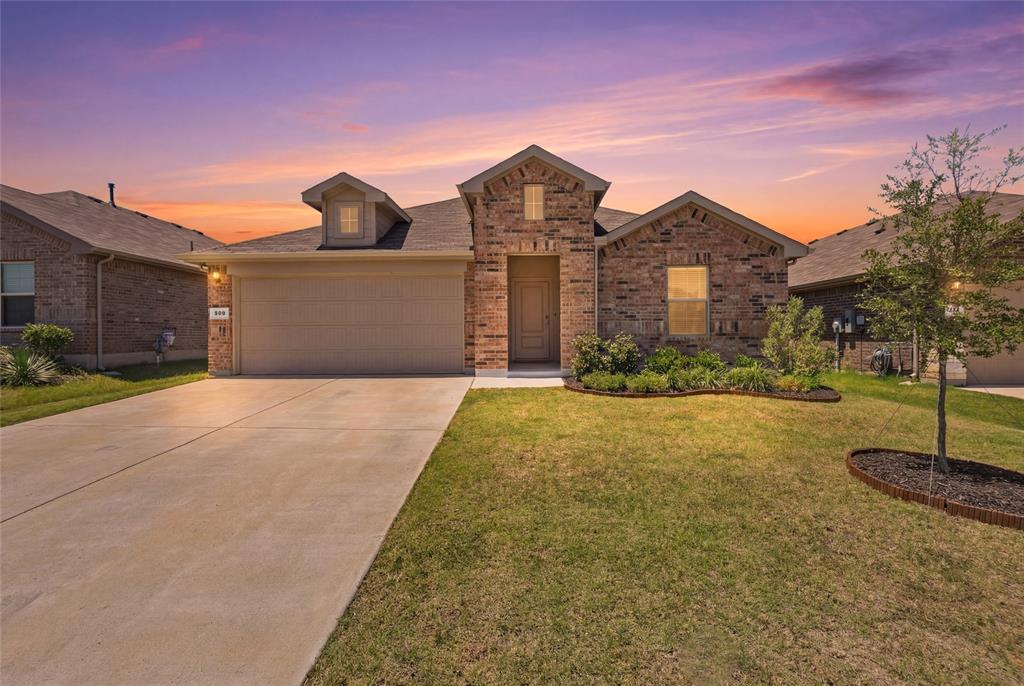 509 Derby Lane Springtown, TX 76082 - Photo 1 of 33