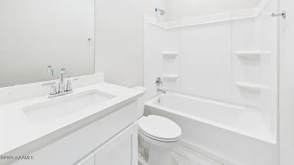 $332,500 | 114 Eden Rdg Road, Duson, LA 70529