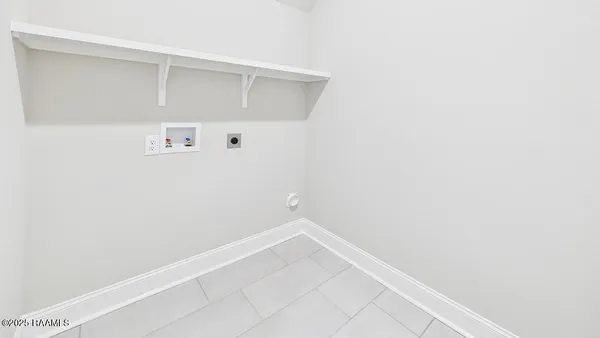 $332,500 | 114 Eden Rdg Road, Duson, LA 70529