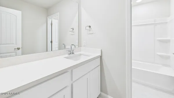 $332,500 | 114 Eden Rdg Road, Duson, LA 70529