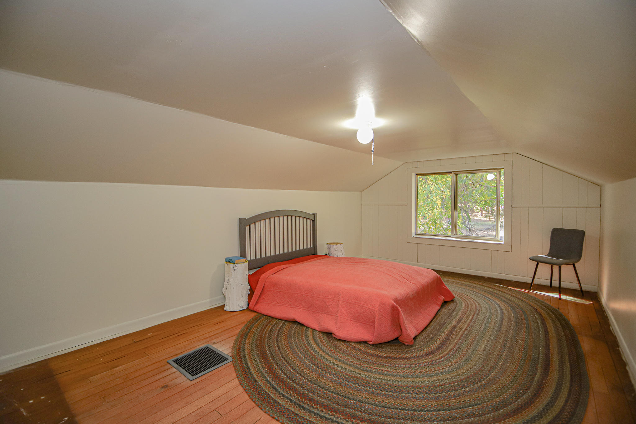 3755 New Hope Road Grants Pass, OR 97527 - Photo 15 of 30 18