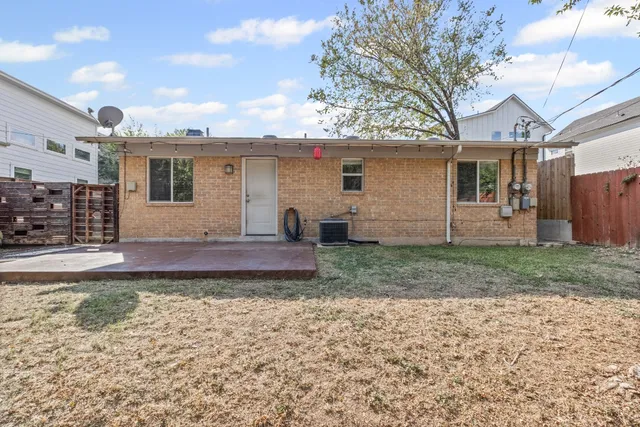 $265,000 | 6305 Vioitha Drive, Unit B, Austin, TX 78723