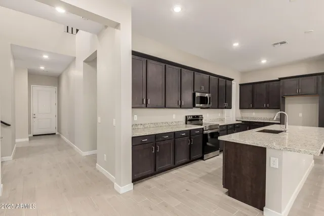 $599,990 | 526 North 89th Street, Mesa, AZ 85207