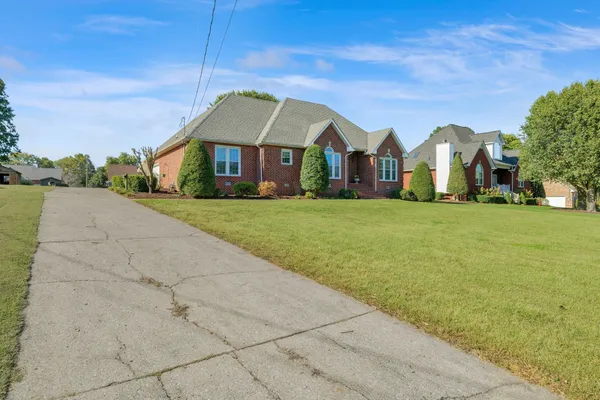 $3,200 | 351 Jones Mill Road, La Vergne, TN 37086