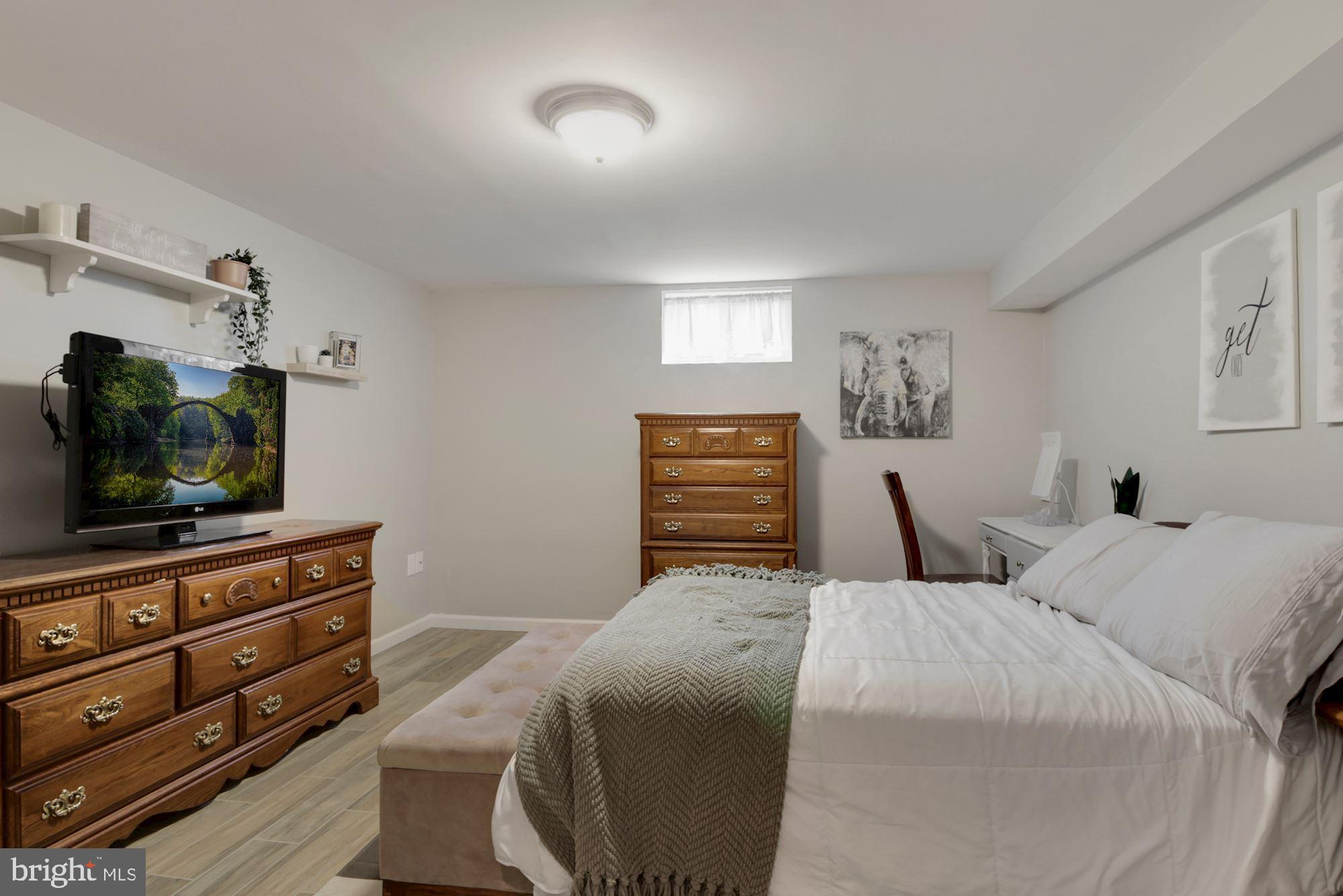 7814 Spout Spring Road Frederick, MD 21702 - Photo 28 of 34 Basement bedroom