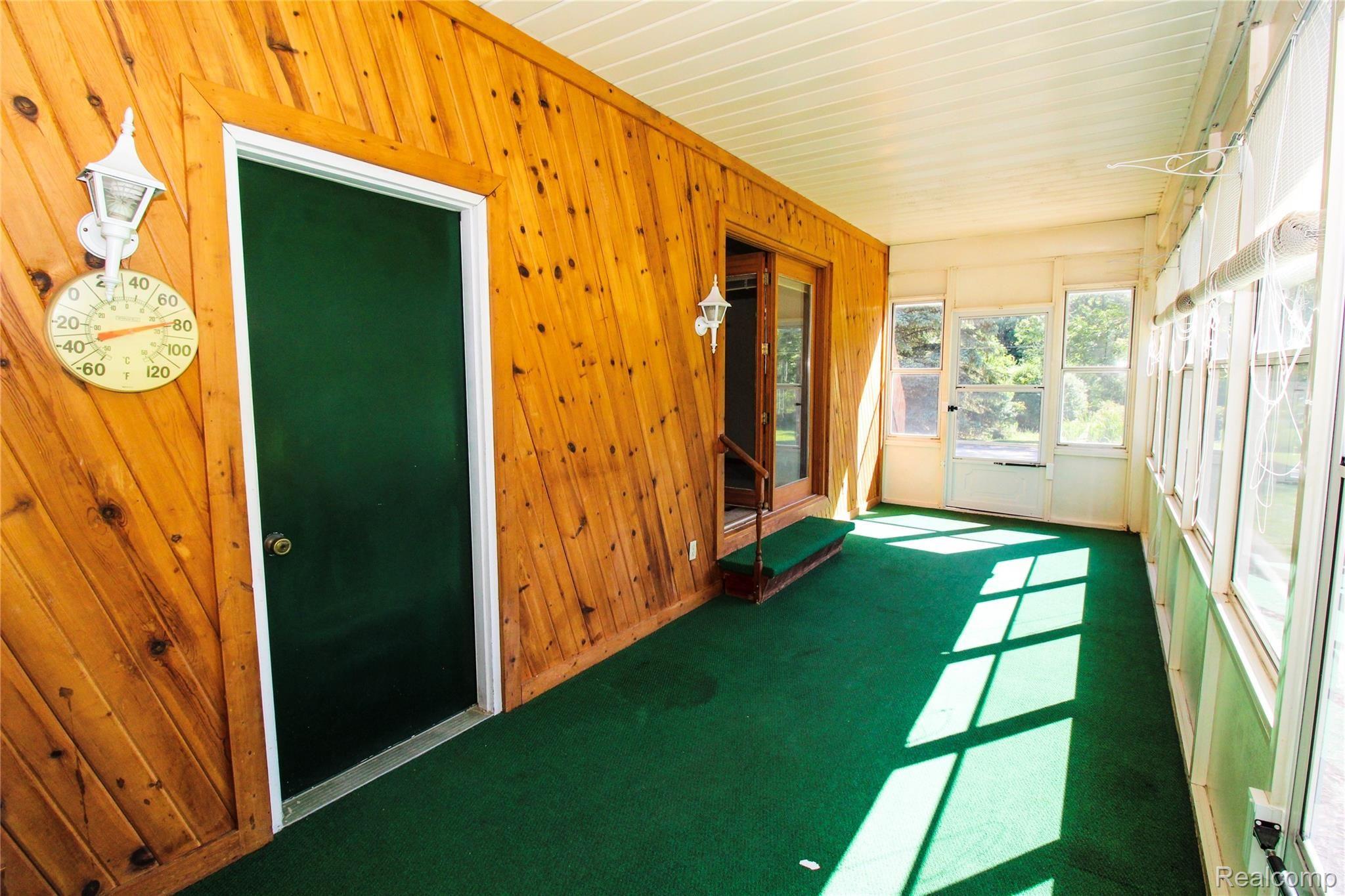 9032 East Bristol Road Davison, MI 48423 - Photo 45 of 62 Sunroom (4).jpg