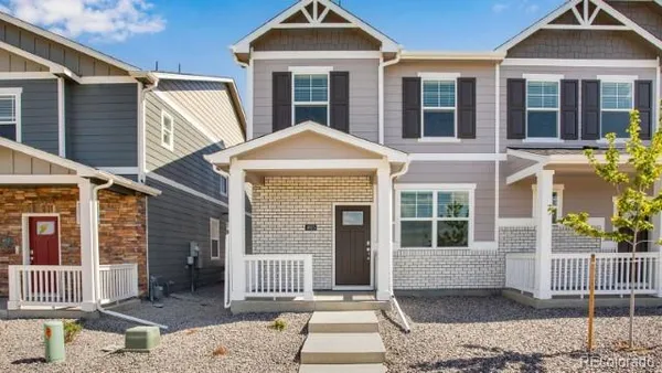$370,900 | 926 Red Star Lane, Johnstown, CO 80534