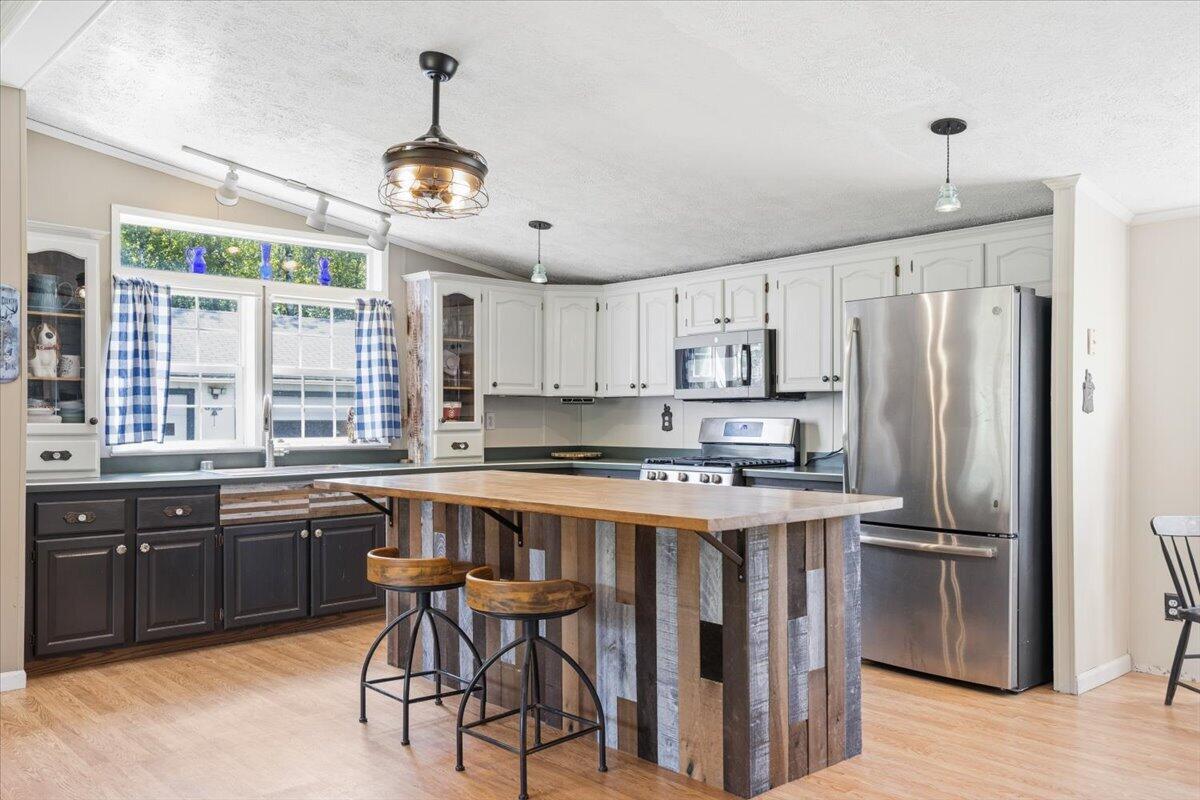 405 E Road Bradford, ME 04410 - Photo 8 of 49 13-405 E Rd-13
