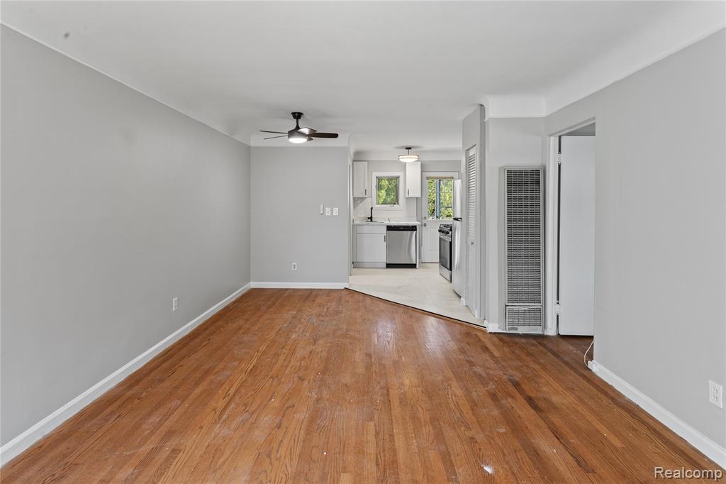 505 South Main Street Clawson, MI 48017 - Photo 20 of 24
