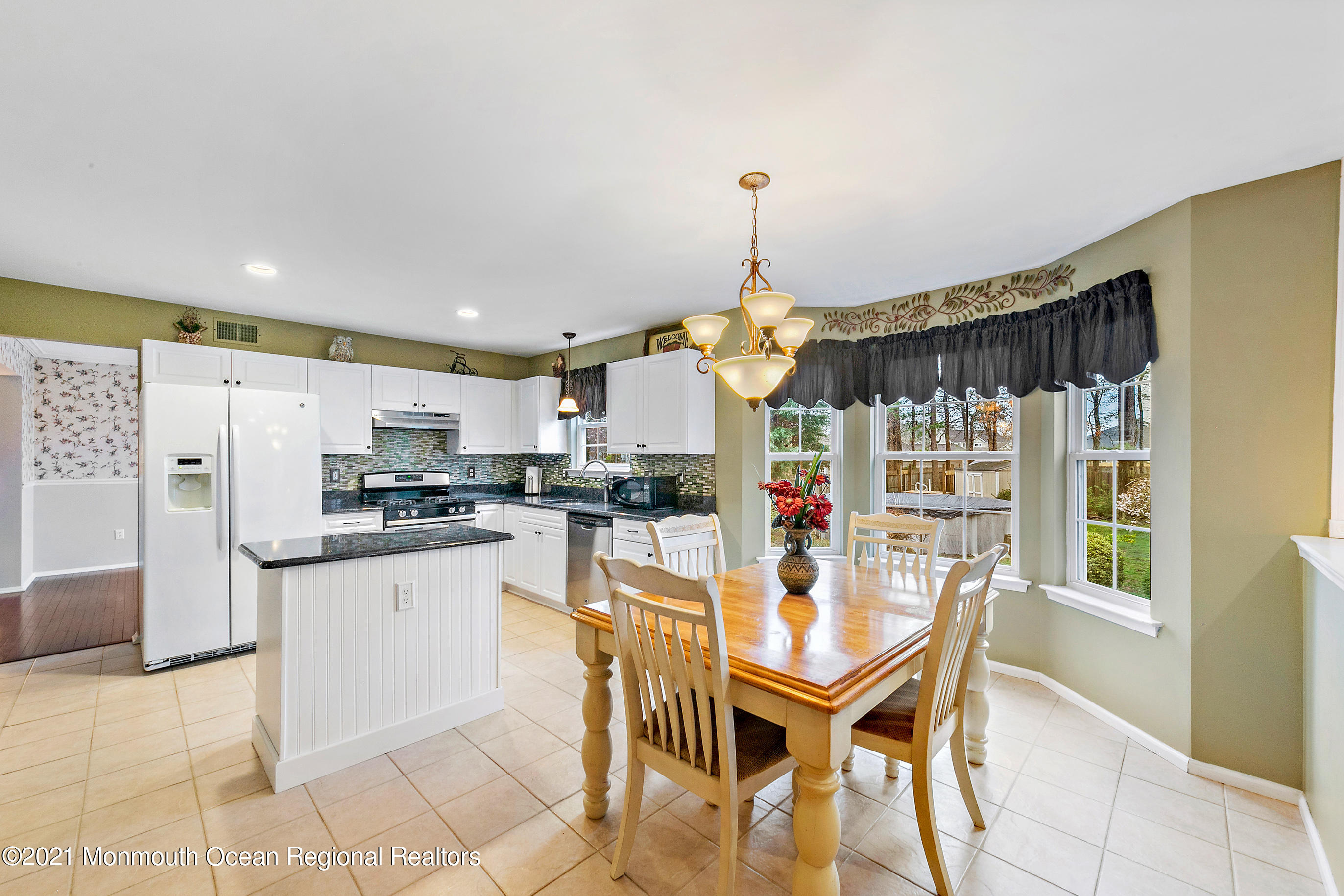261 Wave Road Manahawkin, NJ 08050 - Photo 13 of 46 261WaveOnline-10