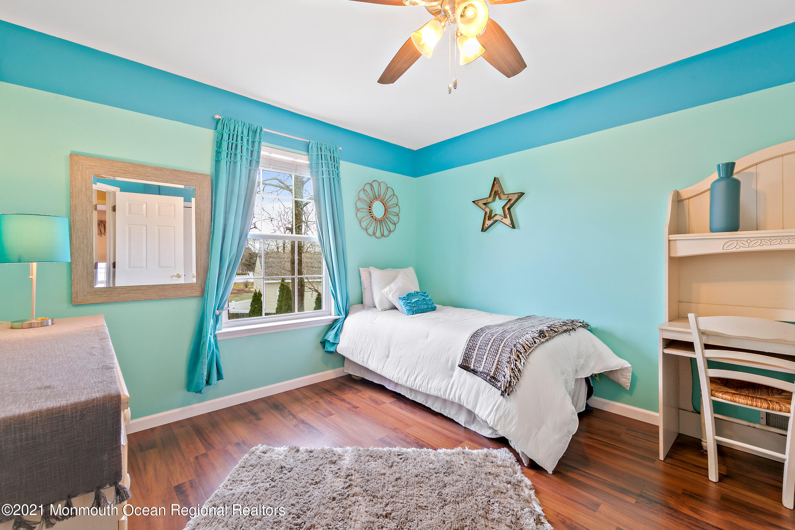 261 Wave Road Manahawkin, NJ 08050 - Photo 31 of 46 261WaveOnline-36