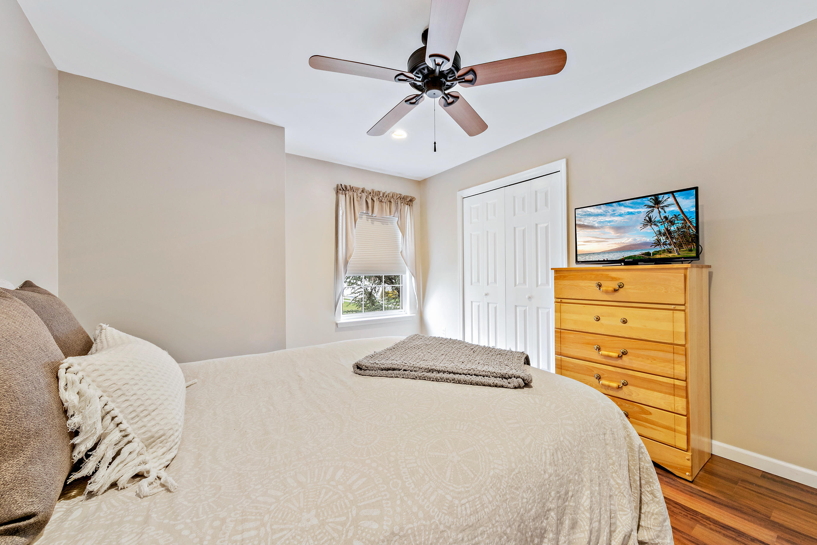 261 Wave Road Manahawkin, NJ 08050 - Photo 36 of 46 261WaveOnline-40