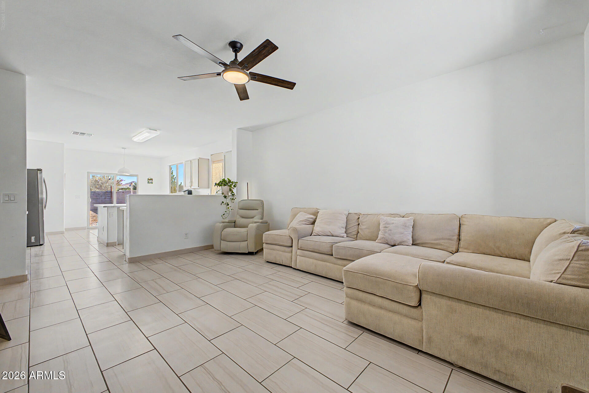10445 West Cordes Road Tolleson, AZ 85353 - Photo 6 of 26