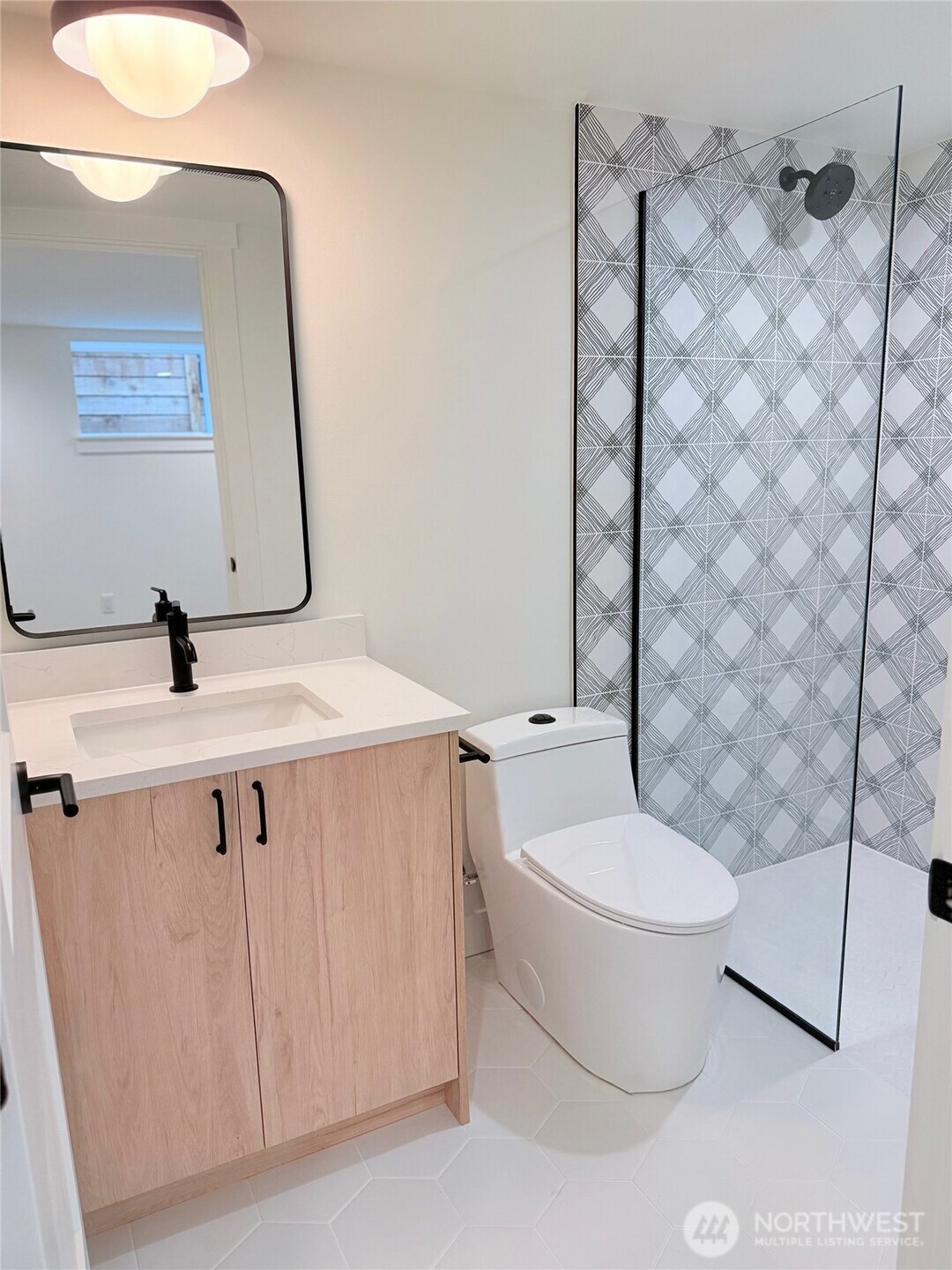 7341 21st Avenue Northeast, Unit B Seattle, WA 98115 - Photo 20 of 25