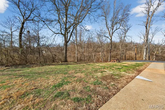 $95,000 | 2844 Blackforest Drive, Unit C, St. Louis, MO 63129