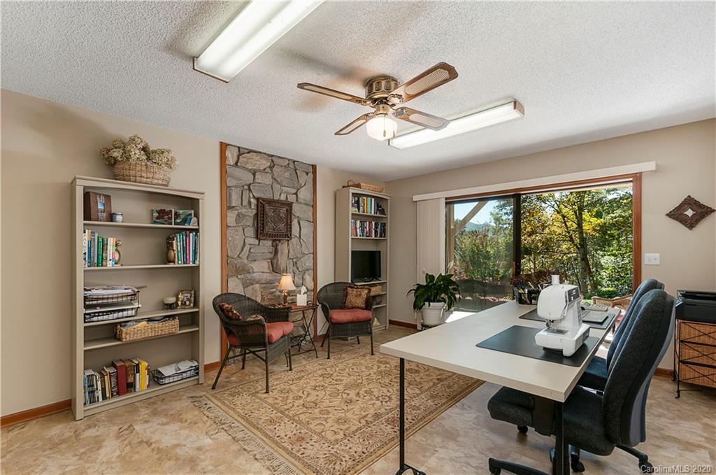 486 Oak Ridge Drive Clyde, NC 28721 - Photo 22 of 34